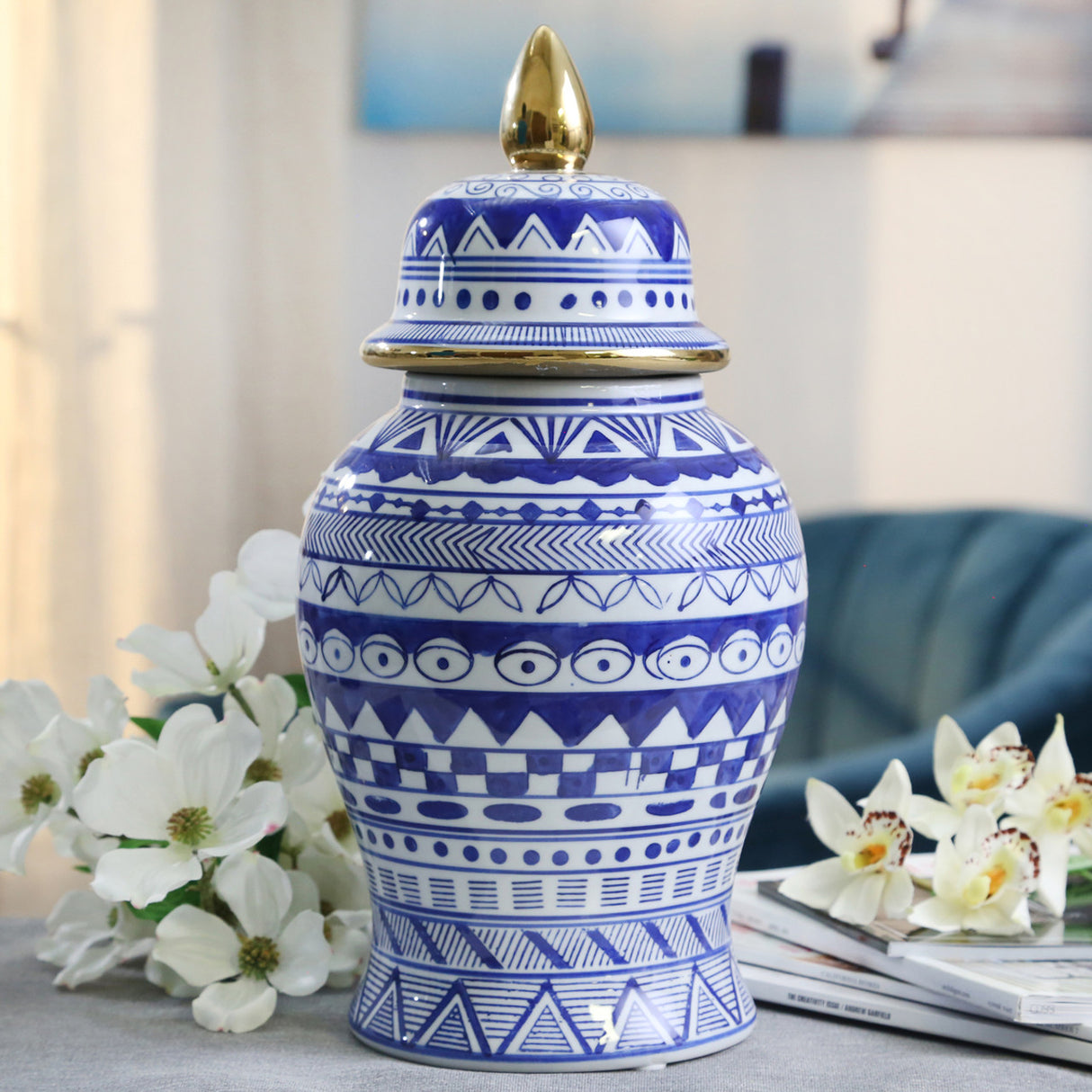 14" White/blue Temple Jar - VC10467-01