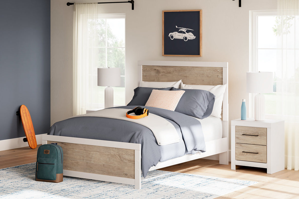 Charbitt Two-tone Full Panel Bed -  Ashley - Luna Furniture