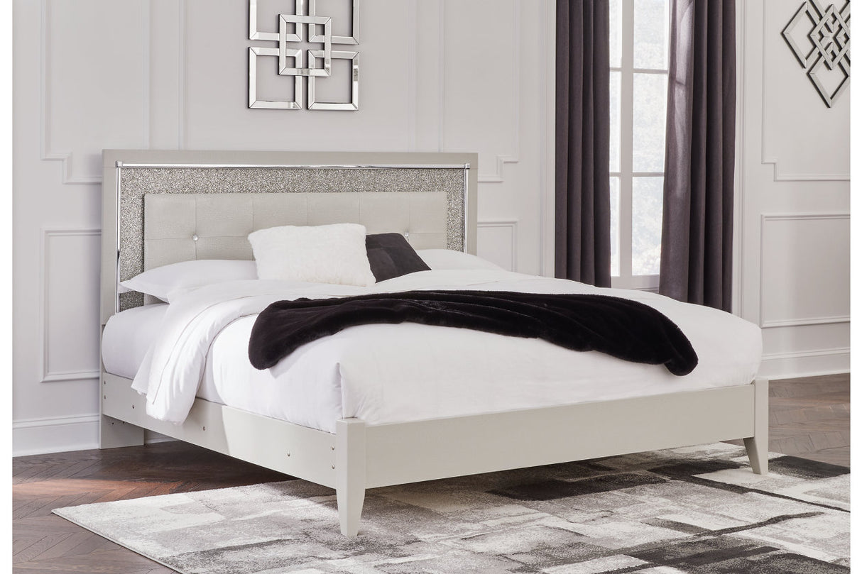 Zyniden Silver King Upholstered Panel Bed -  Ashley - Luna Furniture