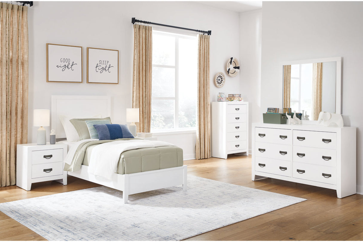 Binterglen White Dresser and Mirror from Ashley - Luna Furniture