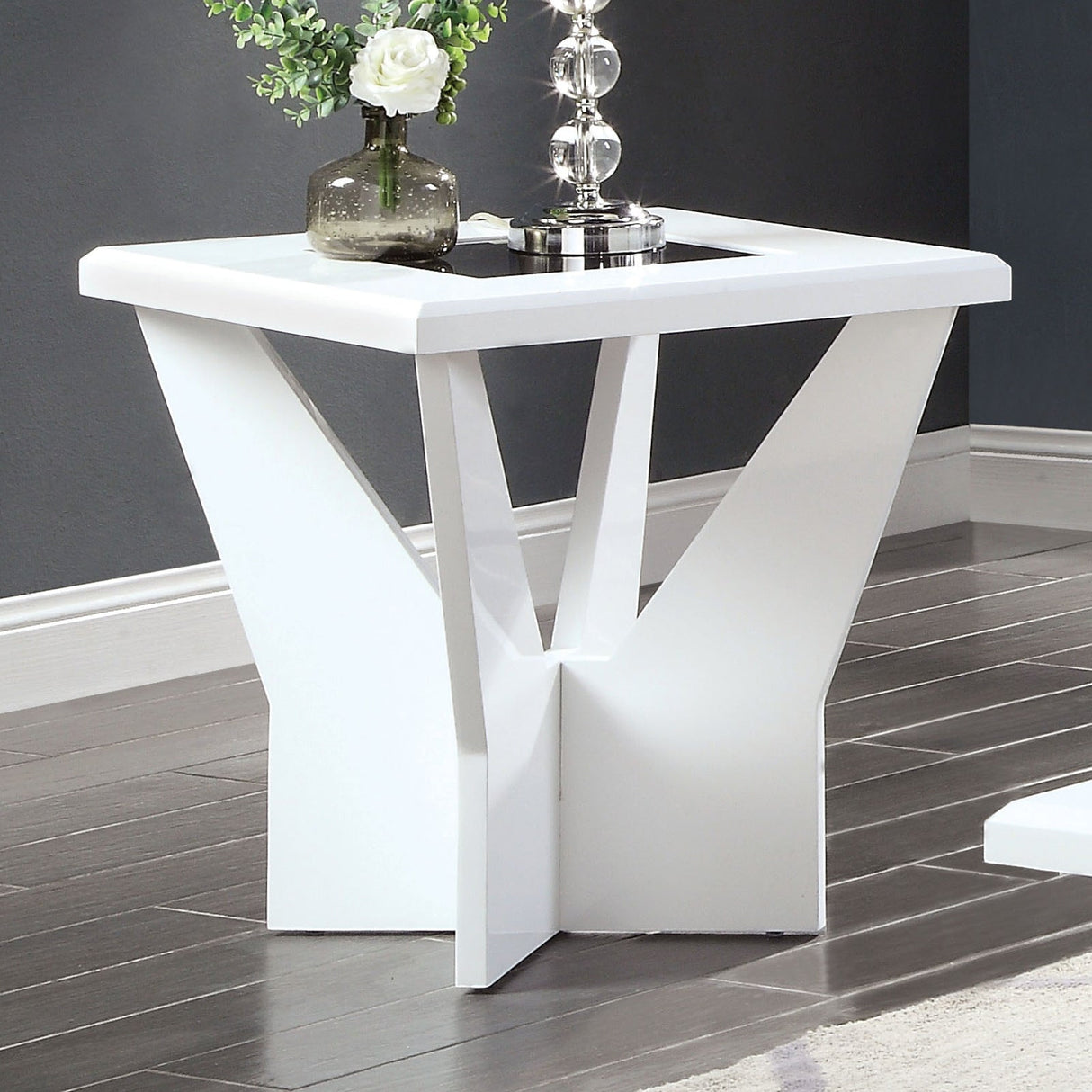 Dubendorf White End Table from Furniture of America - Luna Furniture