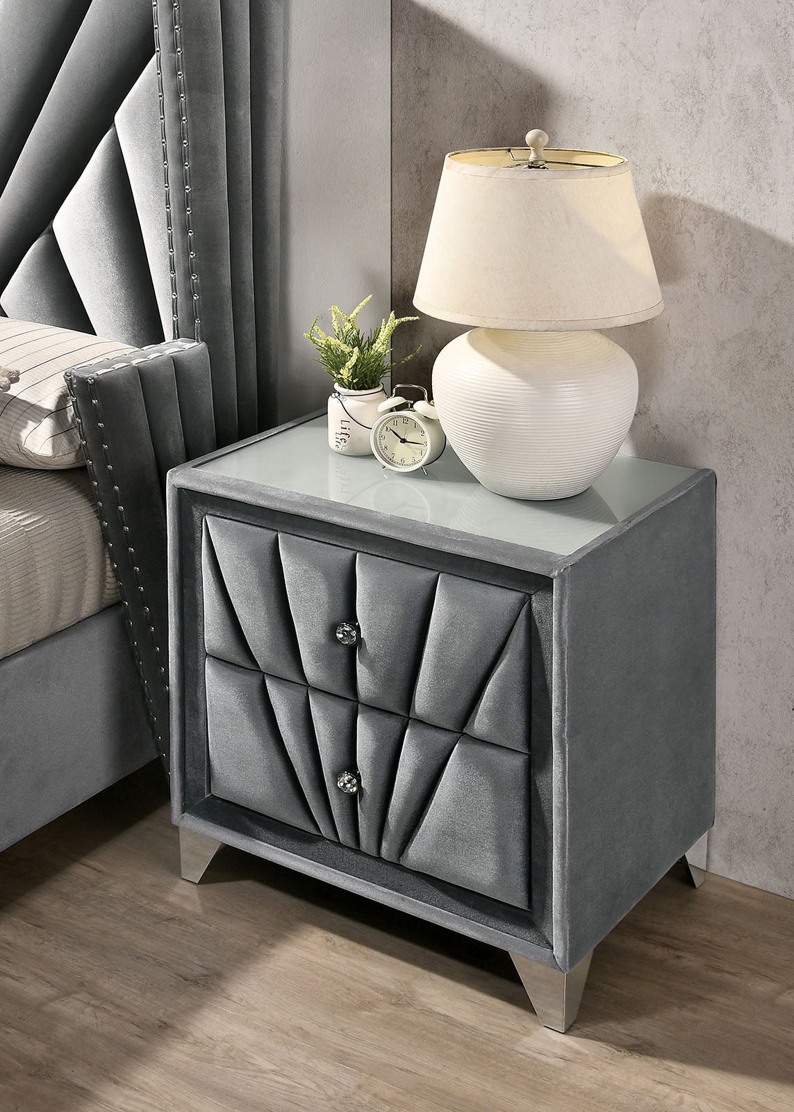 Carissa Gray Night Stand from Furniture of America - Luna Furniture