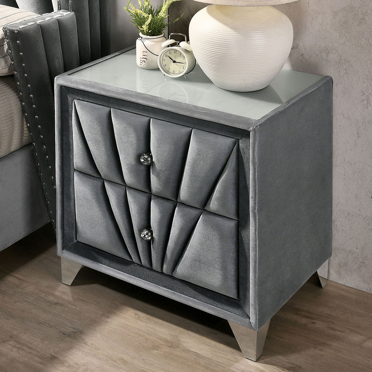 Carissa Gray Night Stand from Furniture of America - Luna Furniture