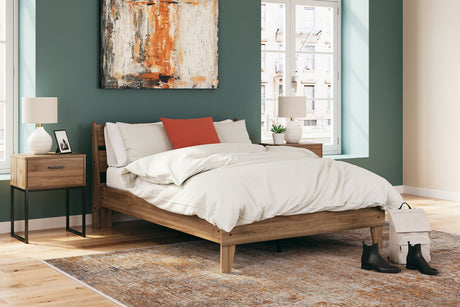 Deanlow Honey Full Platform Panel Bed -  Ashley - Luna Furniture