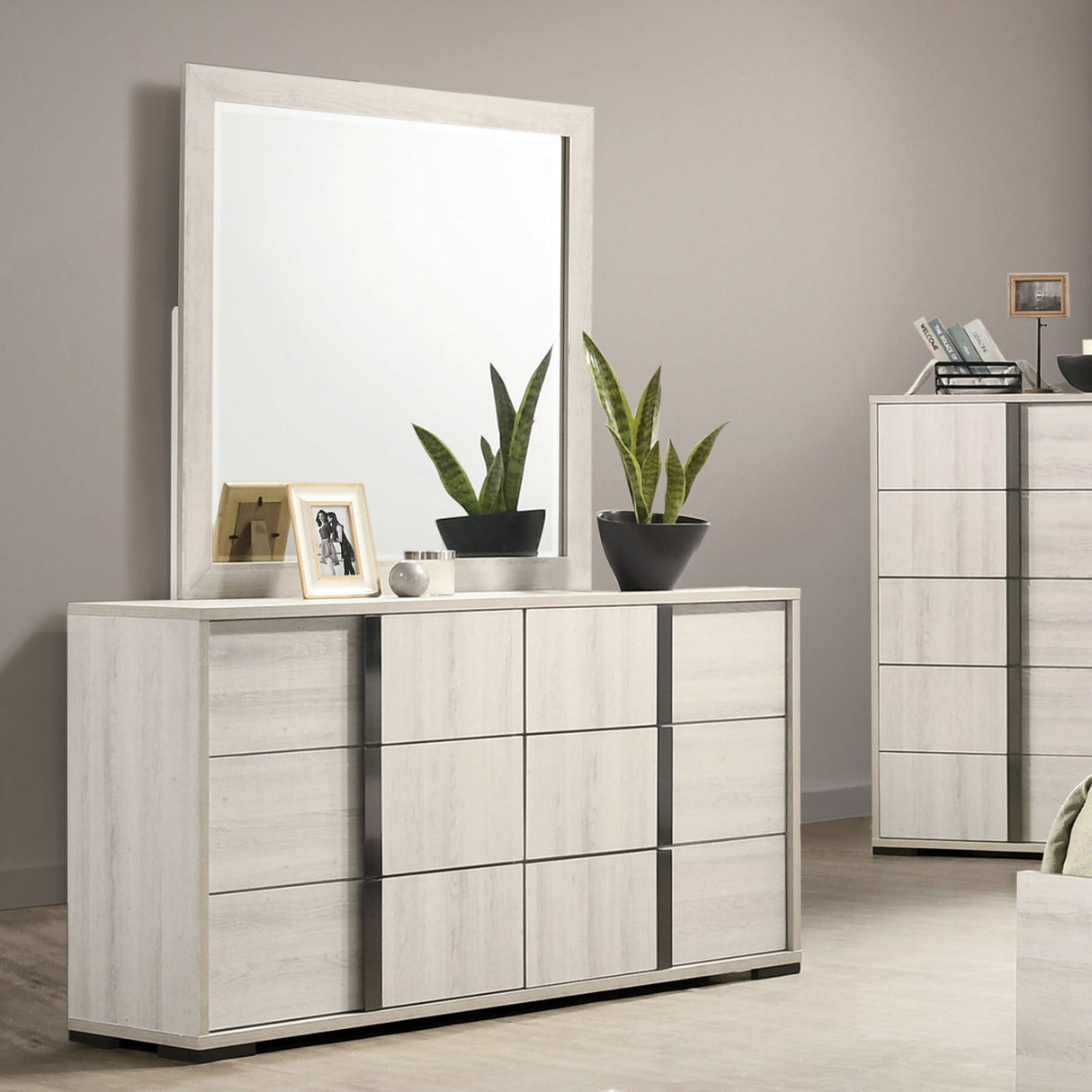 Horten White Wash Dressser from Furniture of America - Luna Furniture