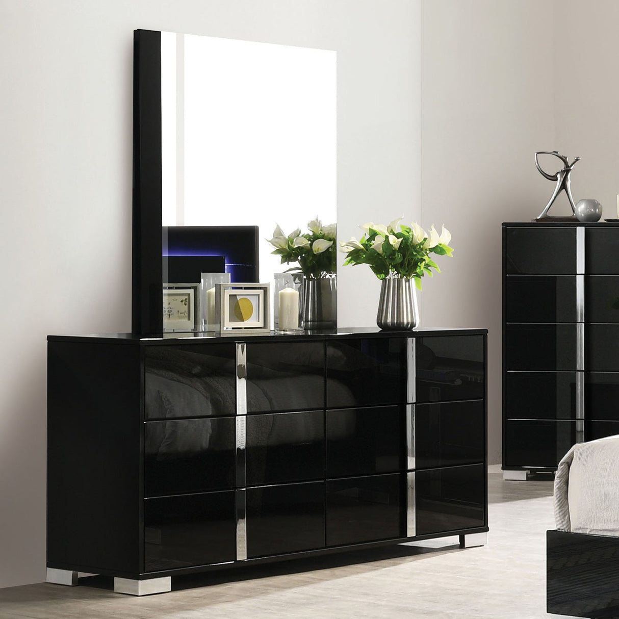 Sinistra Piano Black Dresser from Furniture of America - Luna Furniture