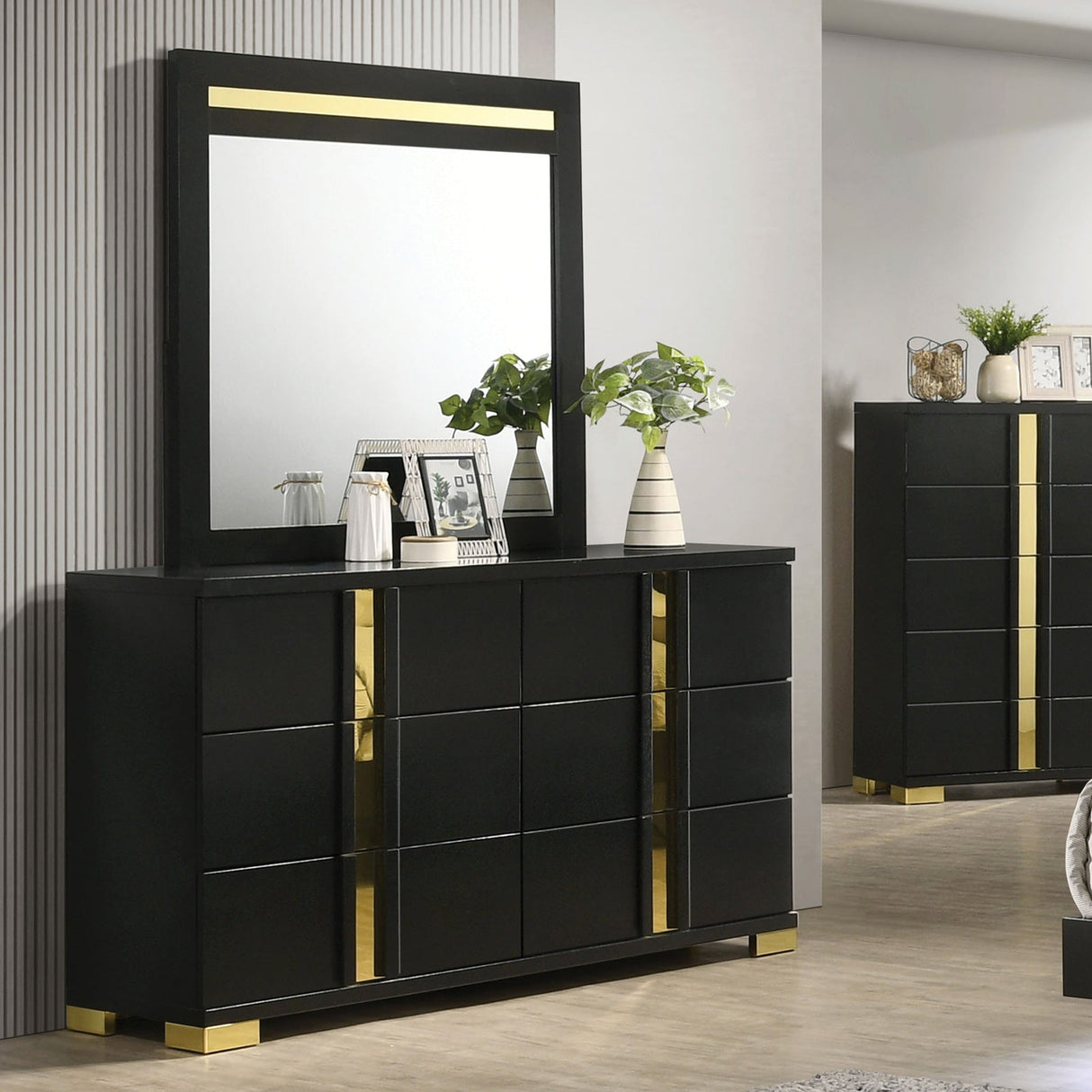 Lillestrom Black/Gold Dresser from Furniture of America - Luna Furniture