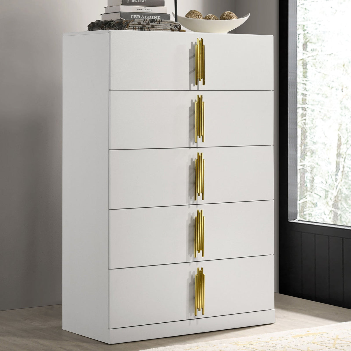 Basildon White/Gold Chest from Furniture of America - Luna Furniture