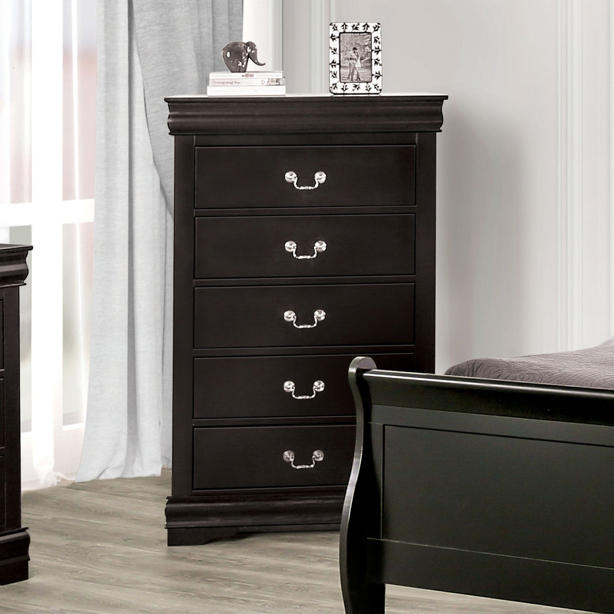 Louis Philippe Black Chest from Furniture of America - Luna Furniture