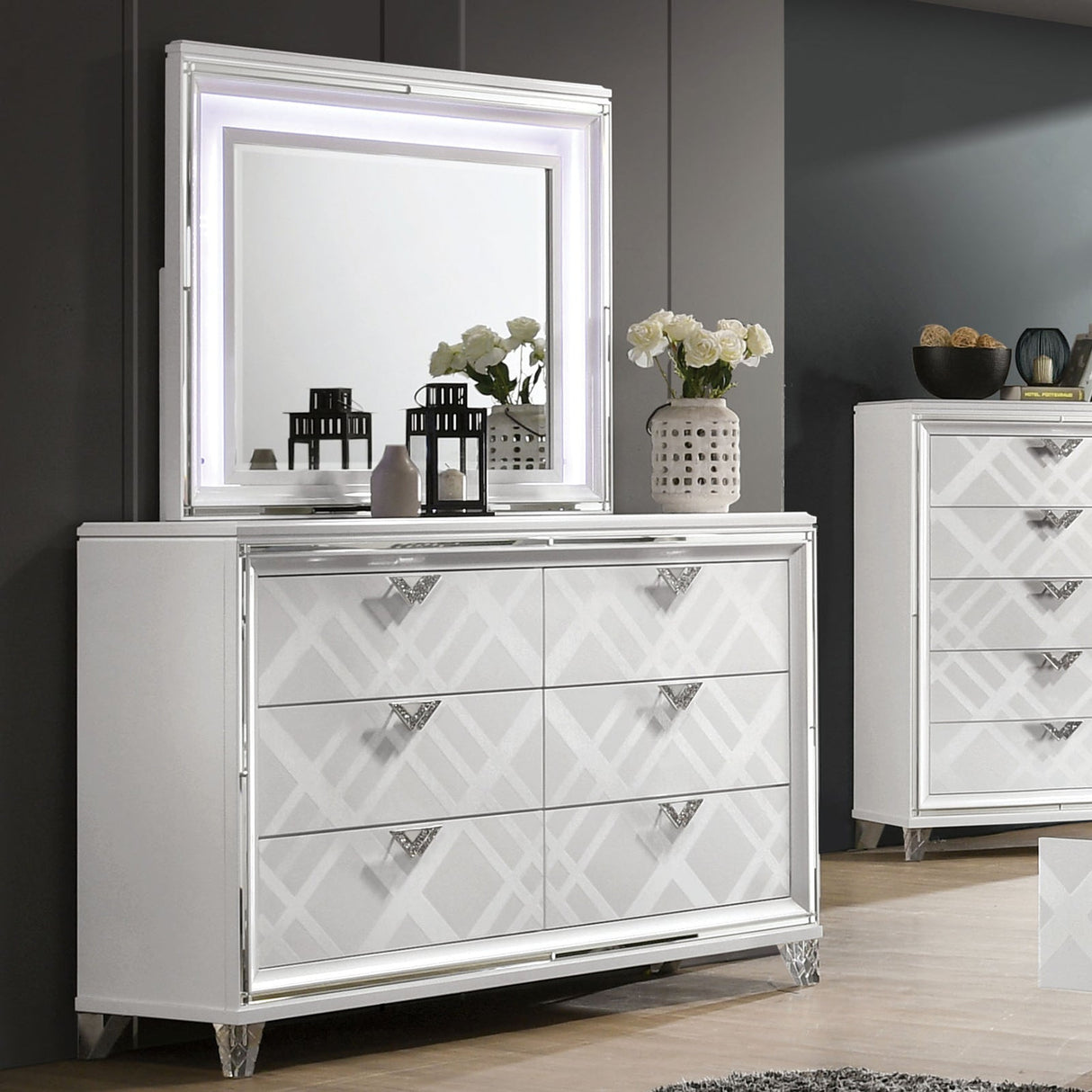 Emmeline White Dresser from Furniture of America - Luna Furniture