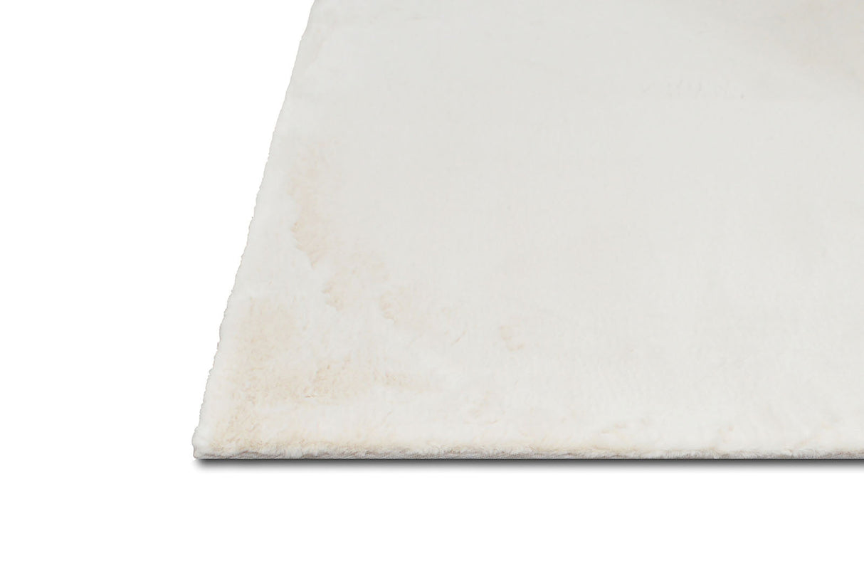 Famalica Off-White Area Rug from Furniture of America - Luna Furniture