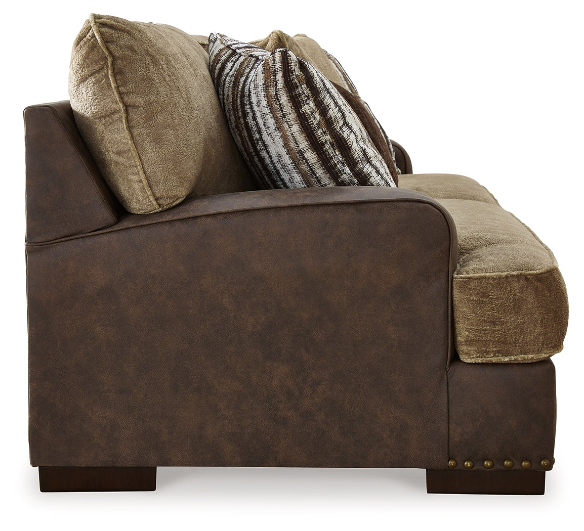 Alesbury Sofa and Loveseat in Chocolate - PKG019092