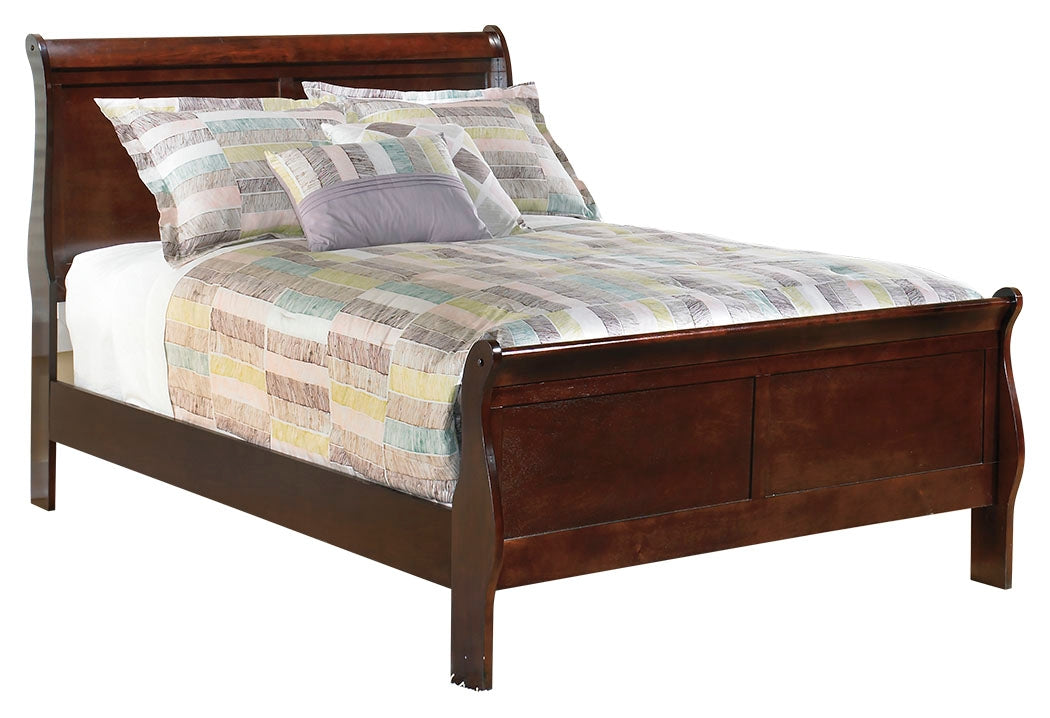 Alisdair Full Sleigh Bed with Mattress in Reddish Brown - PKG000500