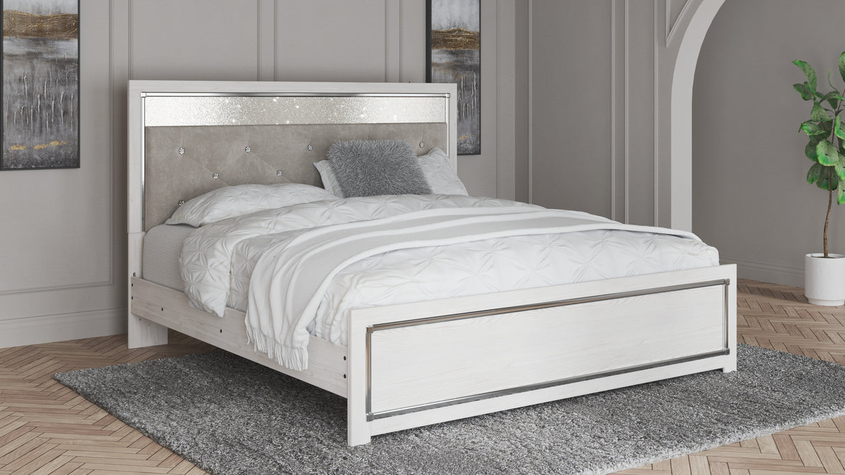 Altyra King Panel Bed with Dresser in White - PKG009424