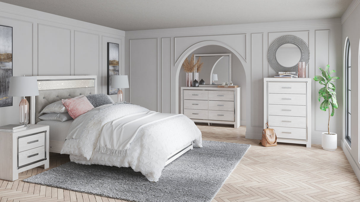 Altyra Queen Panel Bed with Mirrored Dresser and Chest in White - PKG009421