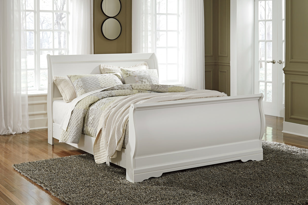 Anarasia Queen Sleigh Bed with Mirrored Dresser and Nightstand in White - PKG014133