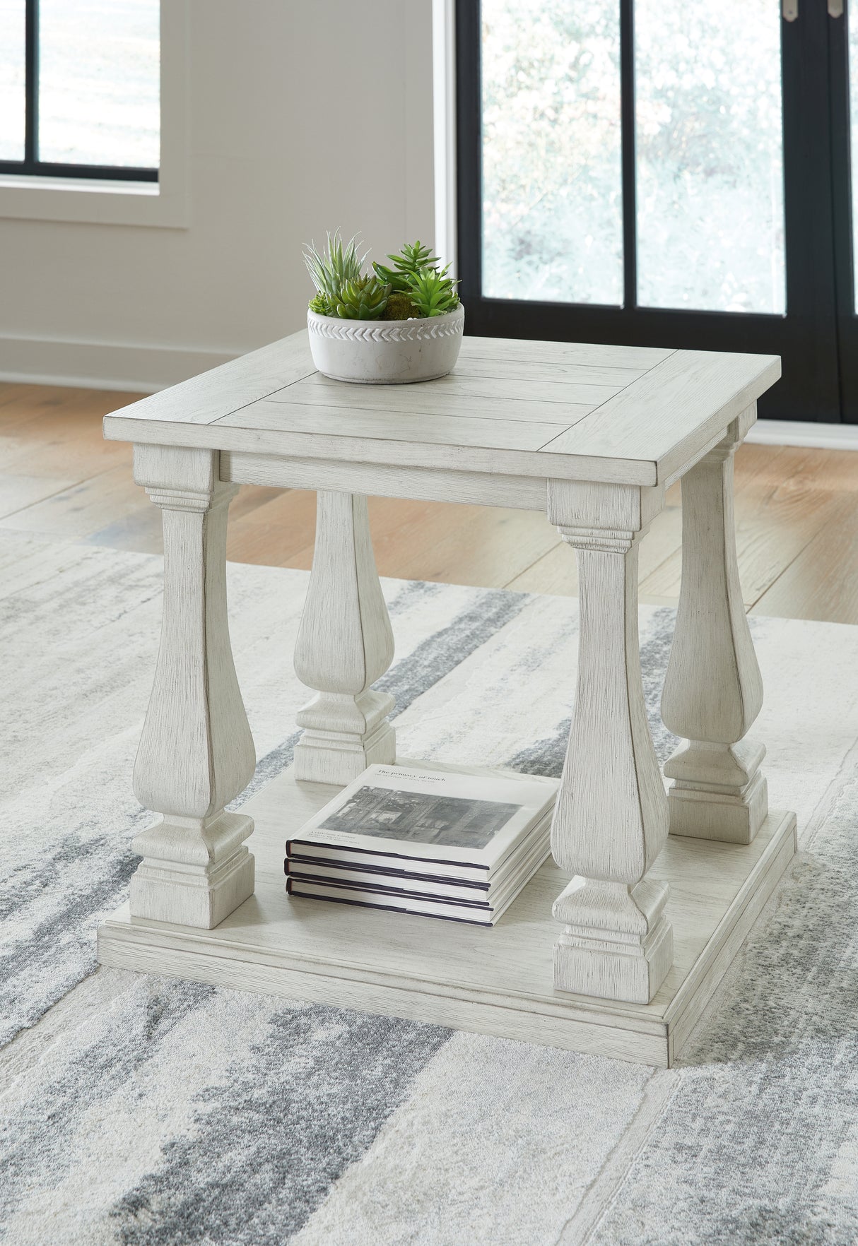 Arlendyne Coffee Table with 1 End Table in Antique White from Ashley - Luna Furniture