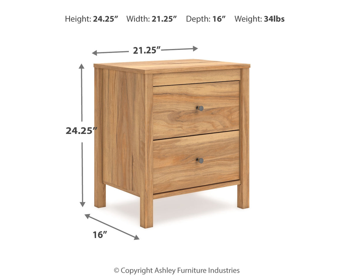 Bermacy Queen Platform Bed with Dresser, Chest and Nightstand in Light Brown from Ashley - Luna Furniture