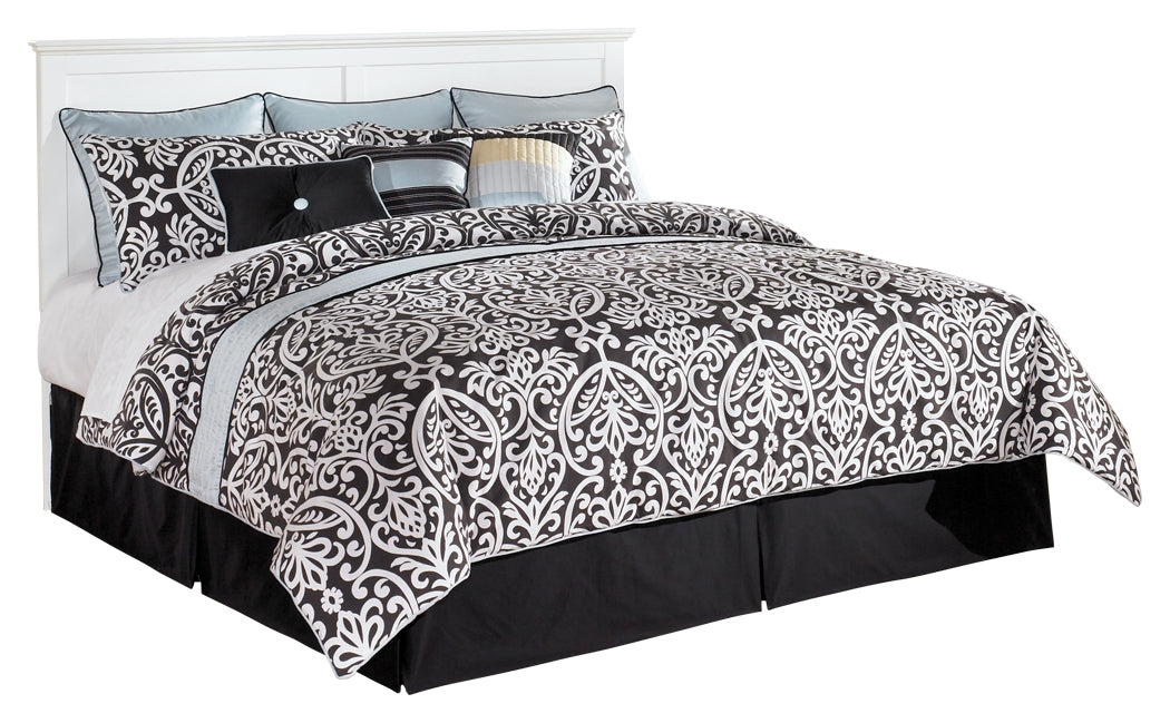 Bostwick Shoals King/California King Panel Headboard Bed with Mirrored Dresser and 2 Nightstands in White - PKG002744