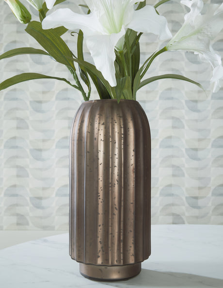 Briarcott Brown Vase - A2000704