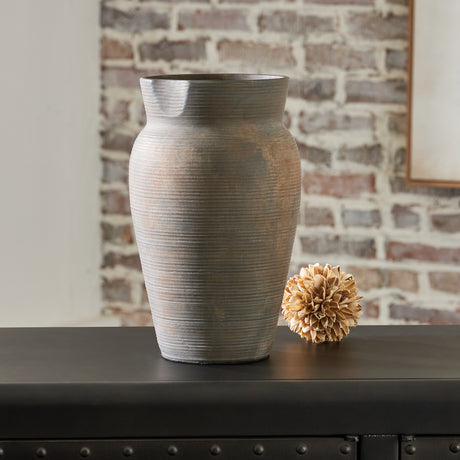 Brickmen Antique Gray Vase - A2000658