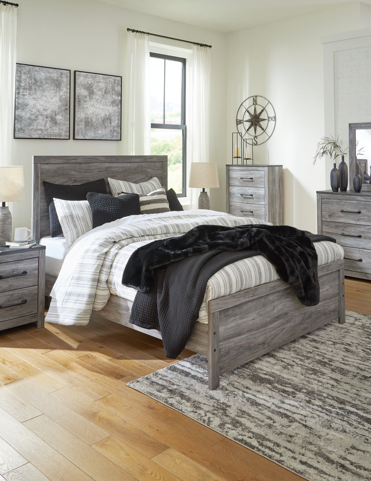 Bronyan Queen Panel Bed with Mirrored Dresser and 2 Nightstands in Dark Gray - PKG014945