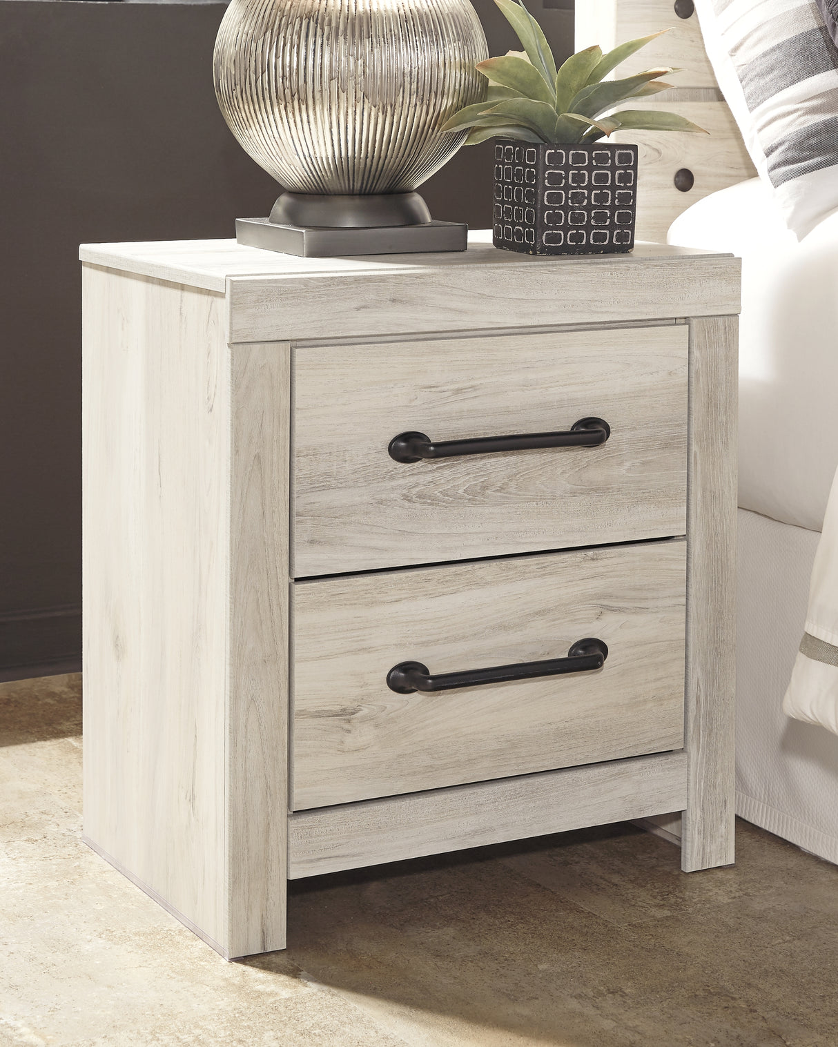 Cambeck Full Panel Bed with 2 Storage Drawers with Mirrored Dresser and 2 Nightstands in Whitewash - PKG002989