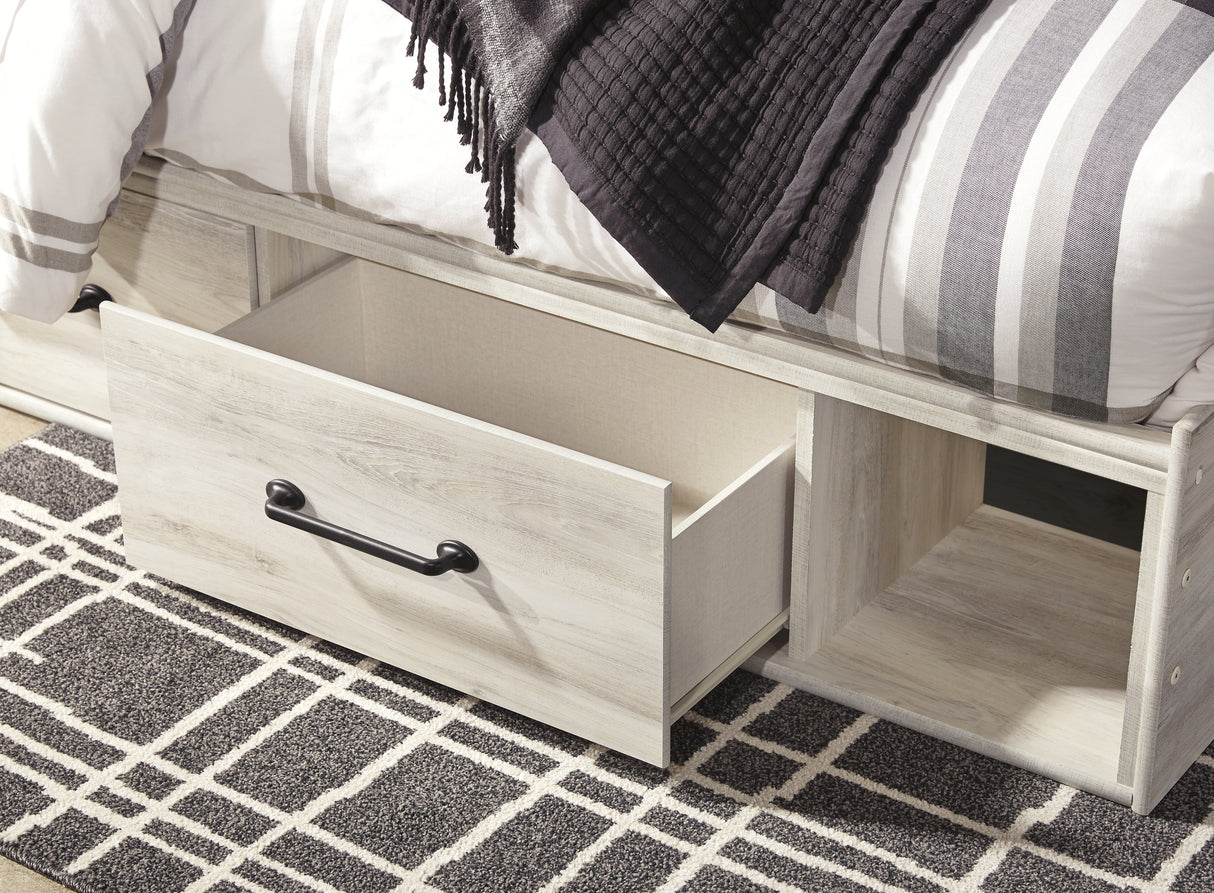 Cambeck Queen Panel Bed with 2 Storage Drawers with Mirrored Dresser, Chest and 2 Nightstands in Whitewash - PKG002998