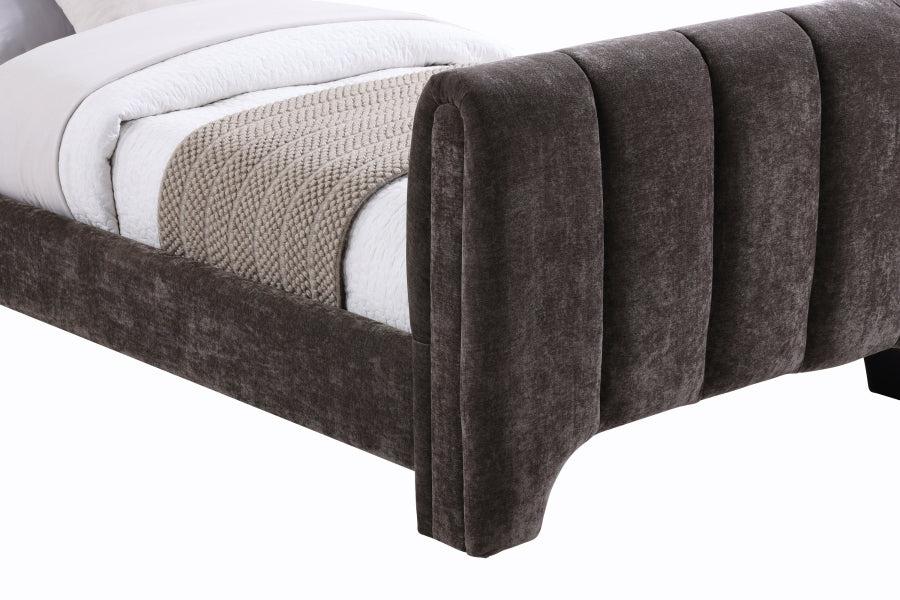 Camila Chenille Fabric Twin Bed (3 Boxes) in Brown from Meridian - Luna Furniture