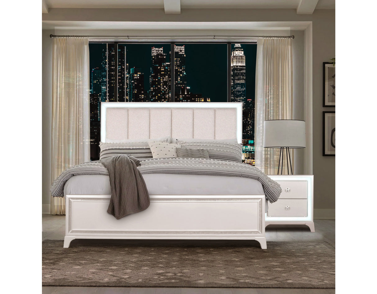 Cassie Illuminating 4-Piece Glam King Bedroom Set(King Bed, Nightstand, Dresser and Mirror) from Steve Silver - Luna Furniture