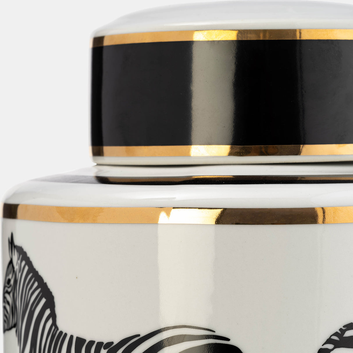 Cer, 16"h Zebra Jar W/ Lid, White/gold from Sagebrook Home - Luna Furniture