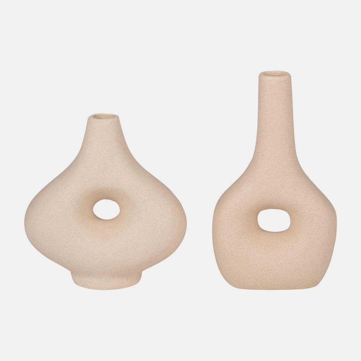 Cer, 7" Short Open Cut-out Nomad Vase, Ivory from Sagebrook Home - Luna Furniture