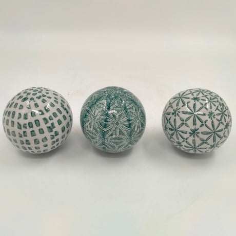 Cer, Boxed 4" 3/a Painted Orbs, Green from Sagebrook Home - Luna Furniture