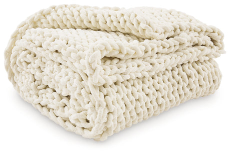 Chaddon Ivory Throw - A1001060T