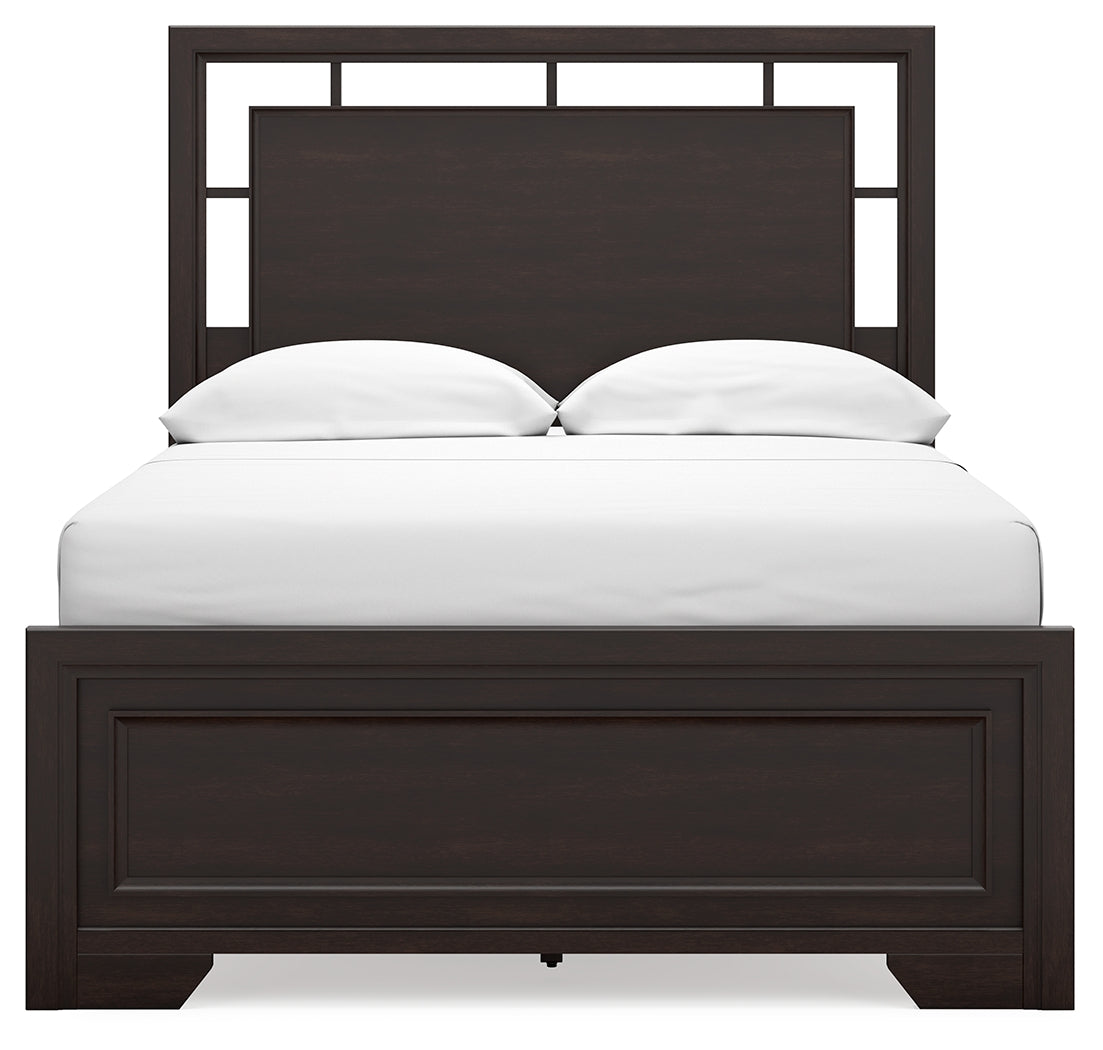 Covetown Full Panel Bed with Dresser and 2 Nightstands in Dark Brown - PKG016624