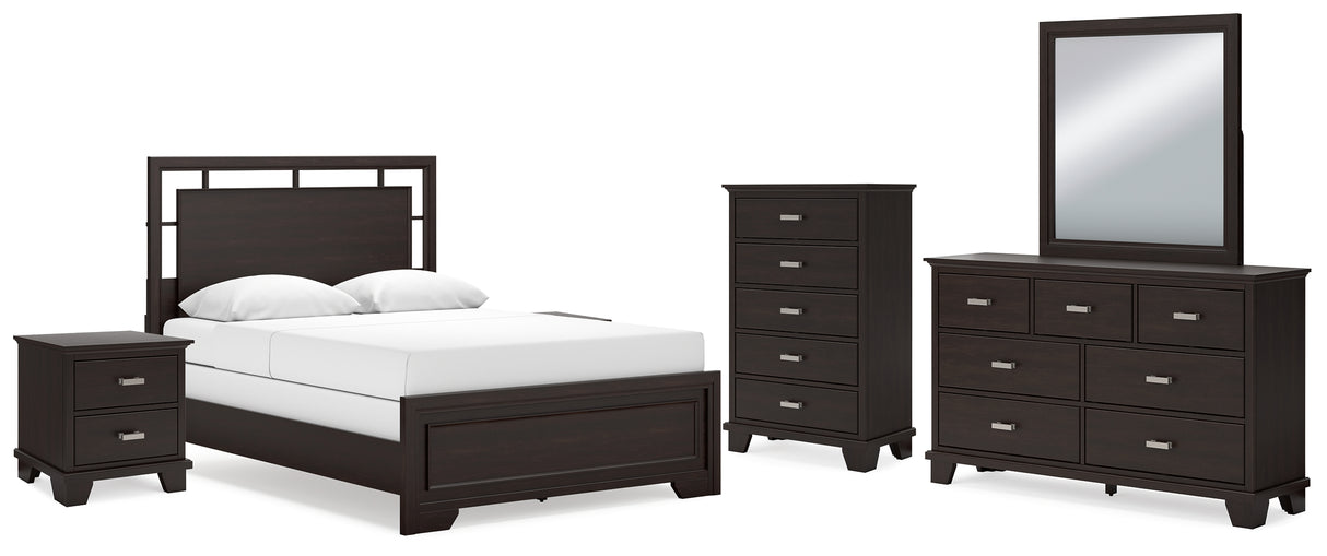 Covetown Queen Panel Bed with Mirrored Dresser, Chest and 2 Nightstands in Dark Brown - PKG016804