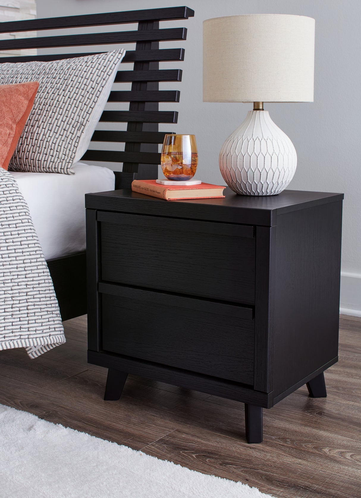 Danziar King Panel Bed with Mirrored Dresser and 2 Nightstands in Black from Ashley - Luna Furniture