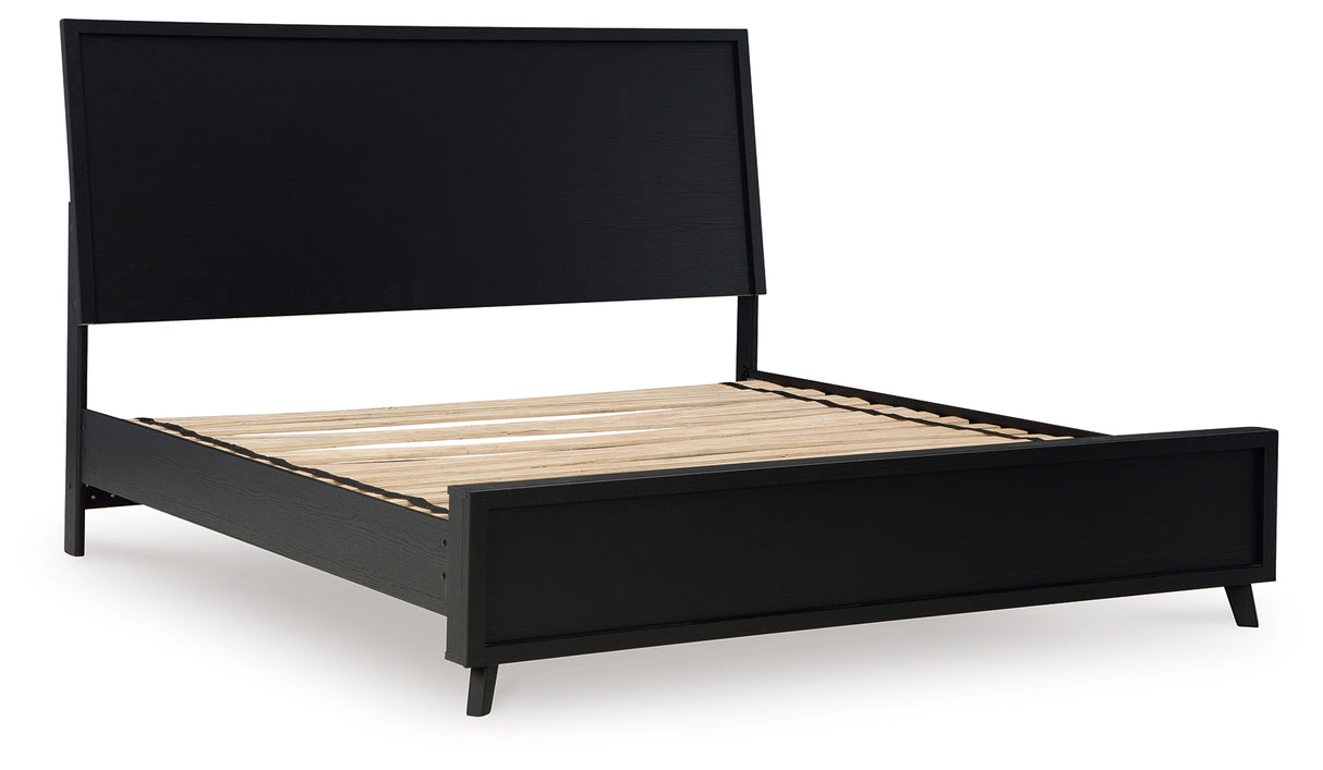 Danziar King Panel Bed with Mirrored Dresser and 2 Nightstands in Black from Ashley - Luna Furniture