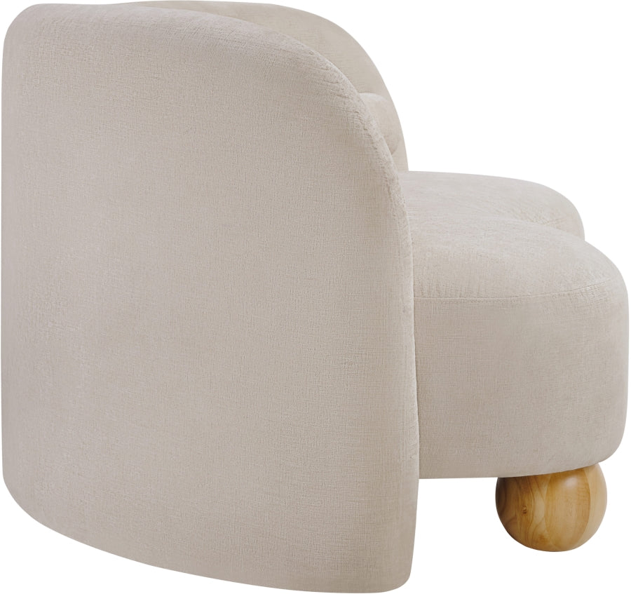 Daphne Chenille Fabric Loveseat in Beige from Meridian - Luna Furniture