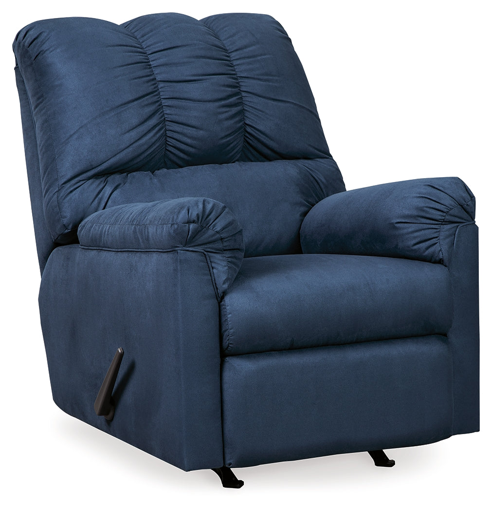 Darcy Sofa, Loveseat and Recliner in Blue - PKG001679