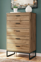 Deanlow Full Panel Headboard with Dresser and Chest in Honey from Ashley - Luna Furniture