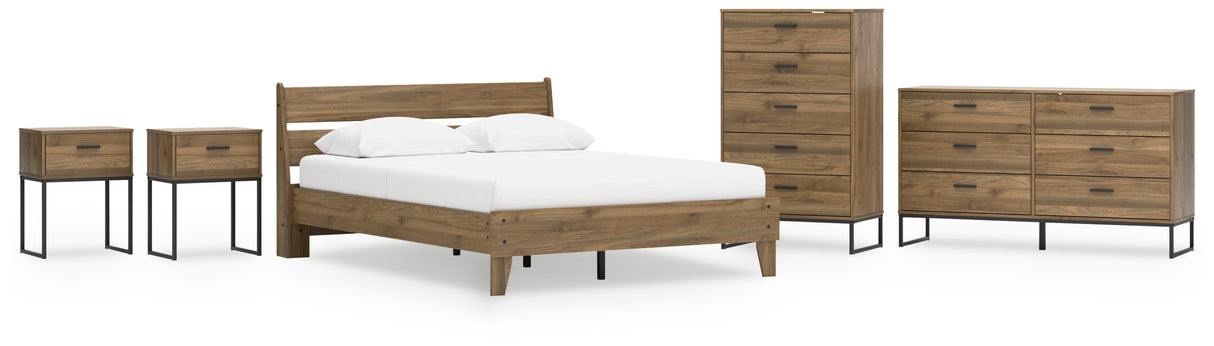 Deanlow Queen Platform Panel Bed with Dresser, Chest and 2 Nightstands in Honey - PKG017278