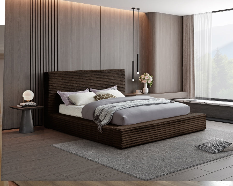 Dexter Corduroy Full Bed in Brown from Meridian - Luna Furniture