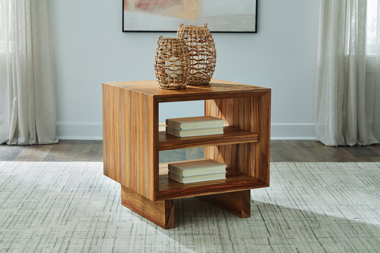 Dressonni Brown End Table - T690-2