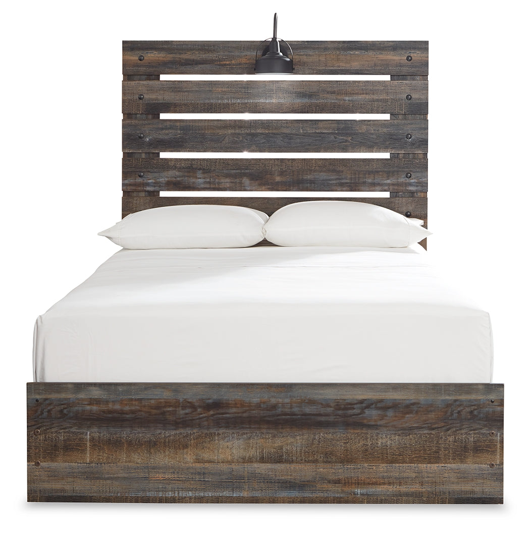 Drystan Full Panel Bed with Dresser and Nightstand in Multi - PKG020439