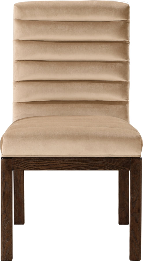 Evelyn Velvet Upholstered Accent Chair in Beige from Meridian - Luna Furniture