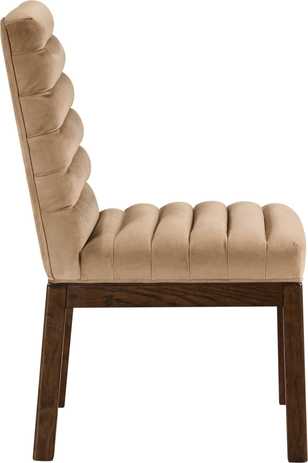 Evelyn Velvet Upholstered Accent Chair in Beige from Meridian - Luna Furniture