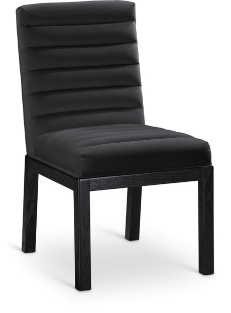 Evelyn Velvet Upholstered Accent Chair in Black from Meridian - Luna Furniture