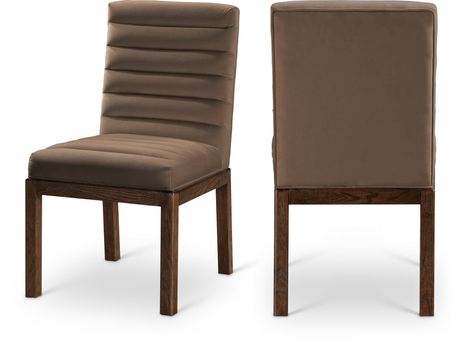 Evelyn Velvet Upholstered Accent Chair in Brown from Meridian - Luna Furniture