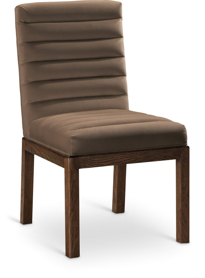 Evelyn Velvet Upholstered Accent Chair in Brown from Meridian - Luna Furniture